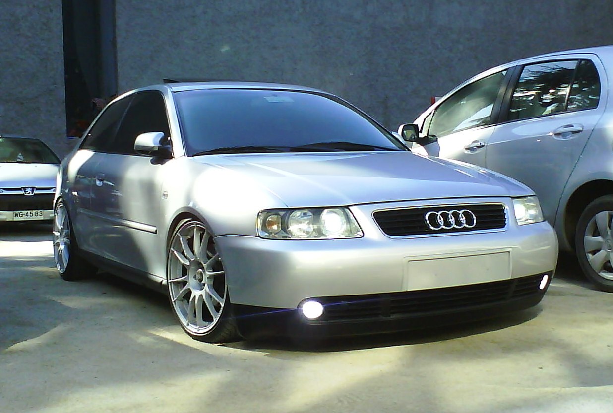 Audi Q5 2003 photo - 2