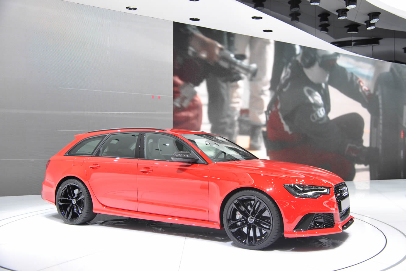 Audi RS6 2013 photo - 5