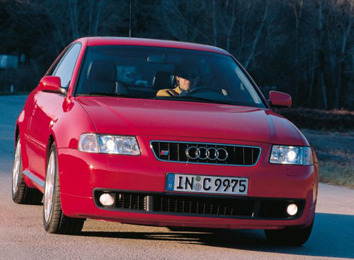 Audi S3 2001 photo - 3