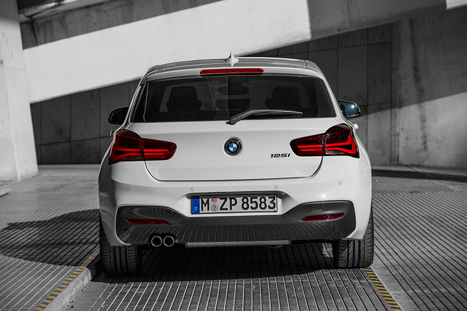 BMW 116d 2015 photo - 4