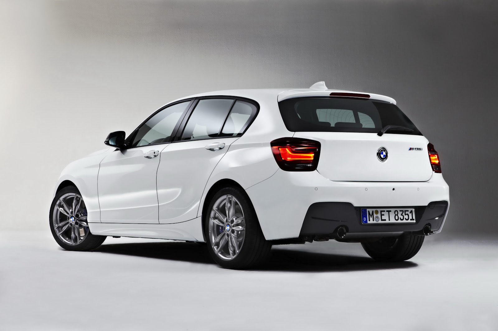 BMW 116i 2014 photo - 6