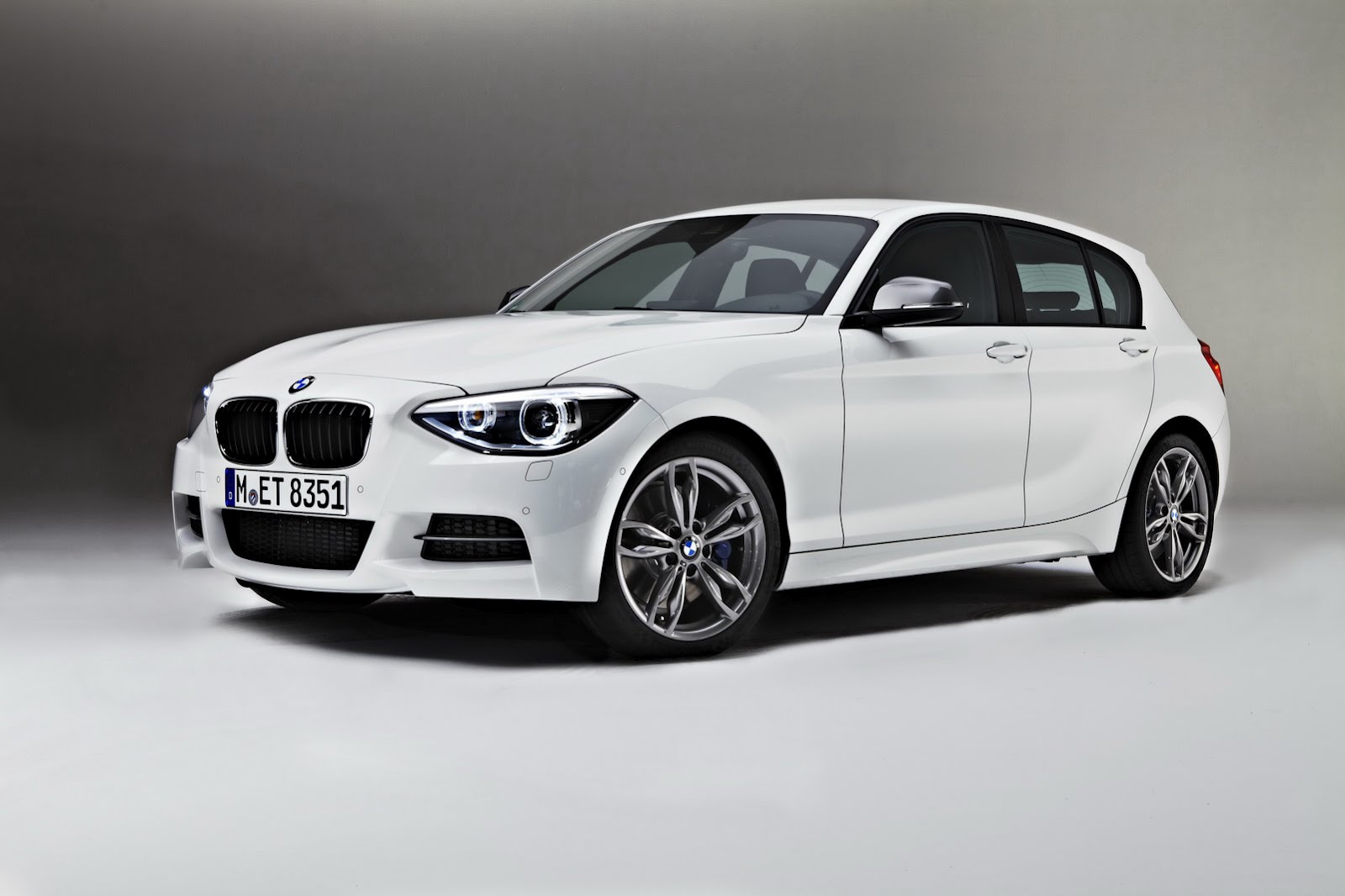 BMW 118 2014 photo - 1