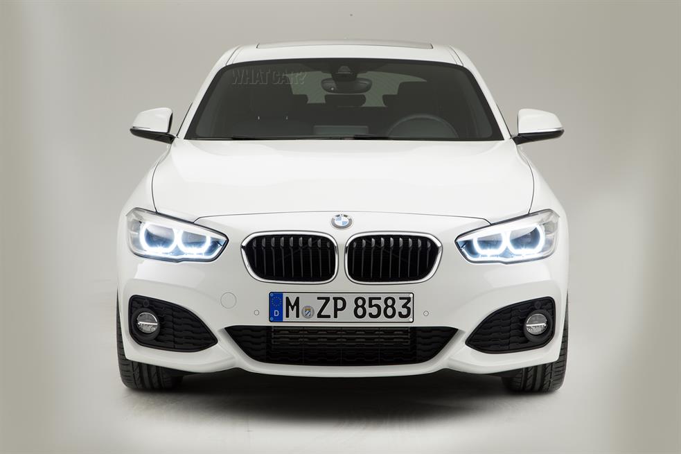 BMW 120i 2015 photo - 10
