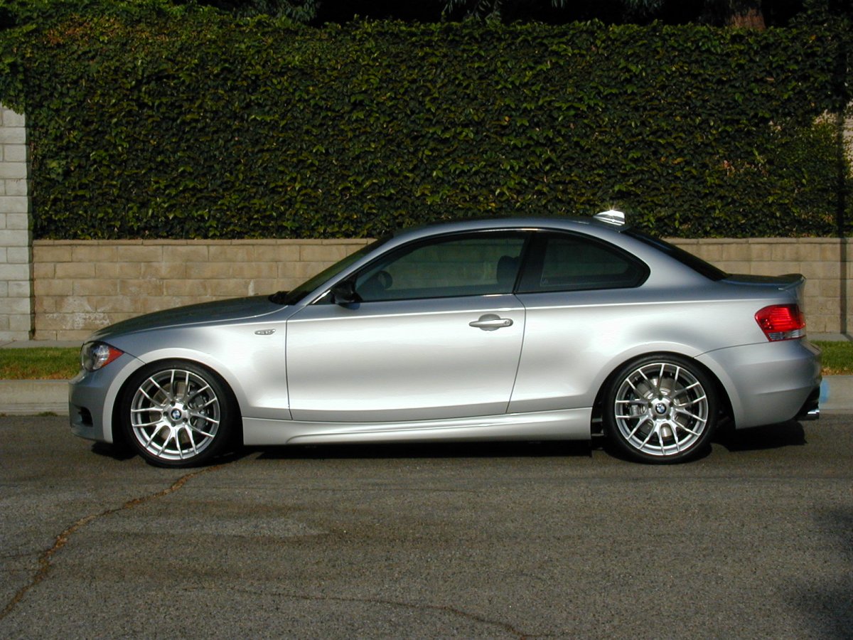 BMW 135i 2014 photo - 4