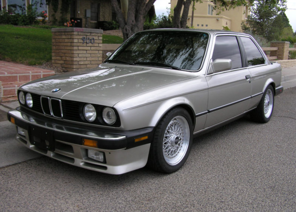 BMW 3-series 1987 photo - 1