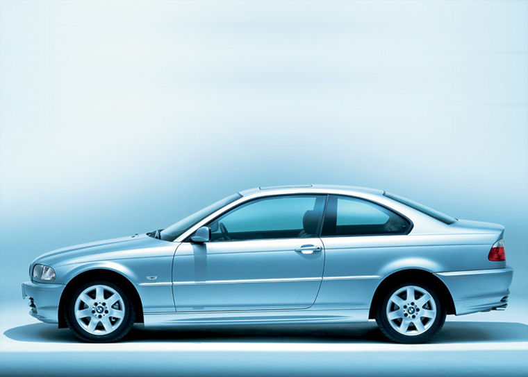 BMW 3-series 2002 photo - 10