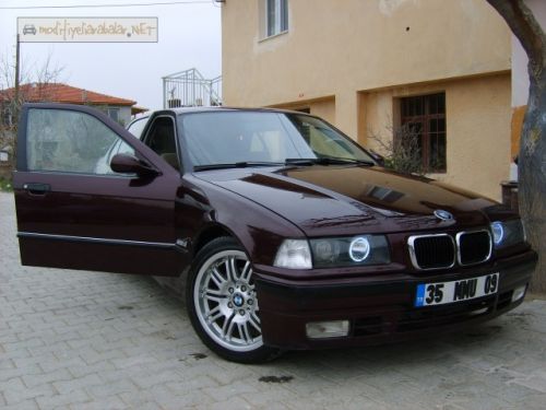 BMW 316 1993 photo - 2