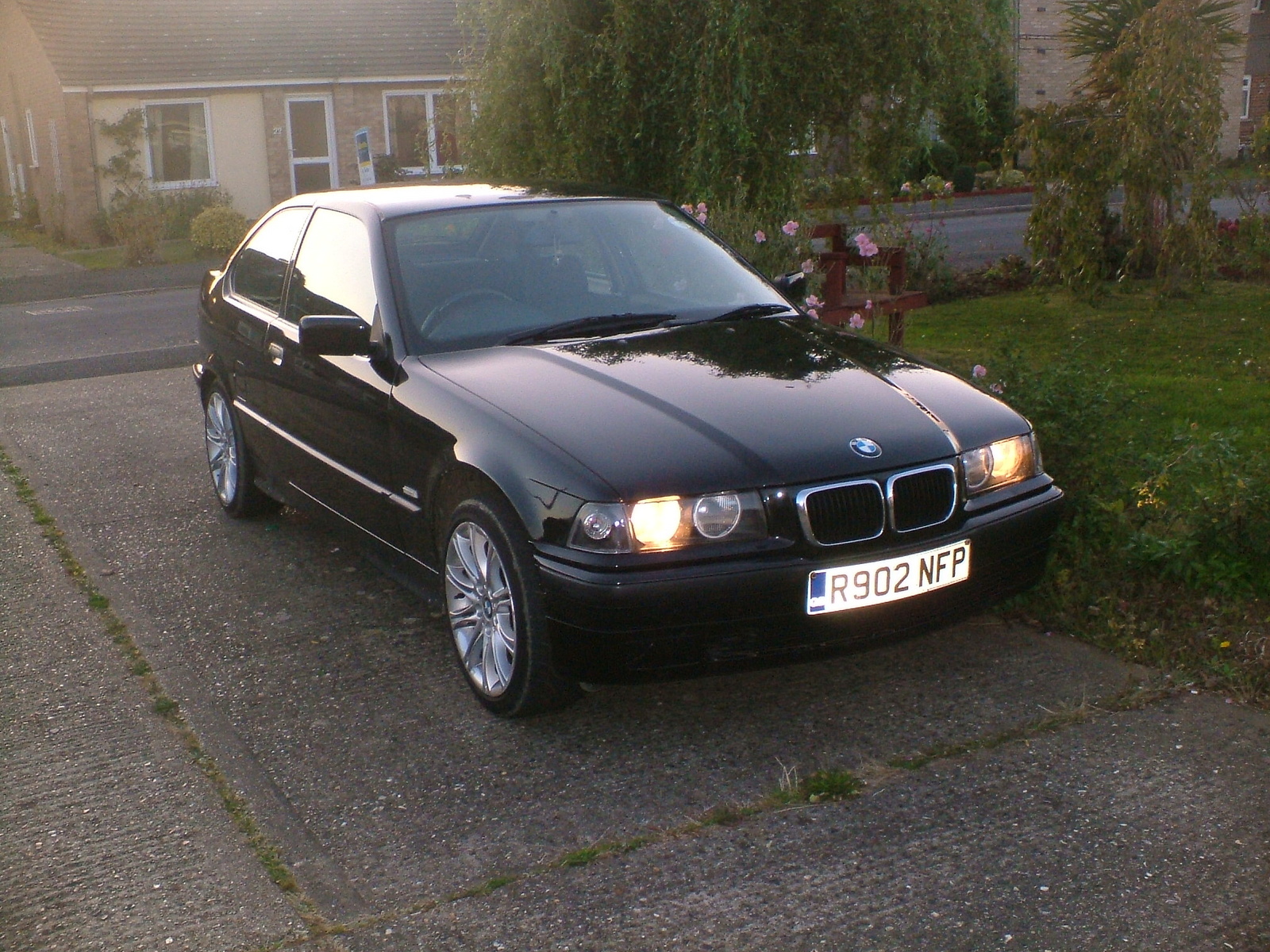 BMW 316 1994 photo - 6