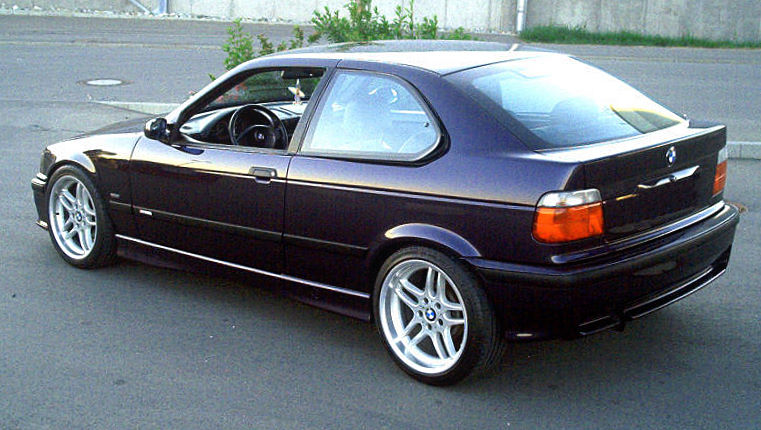 BMW 316i 1993 photo - 9