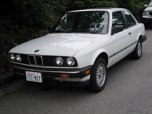 BMW 318 1984 photo - 7