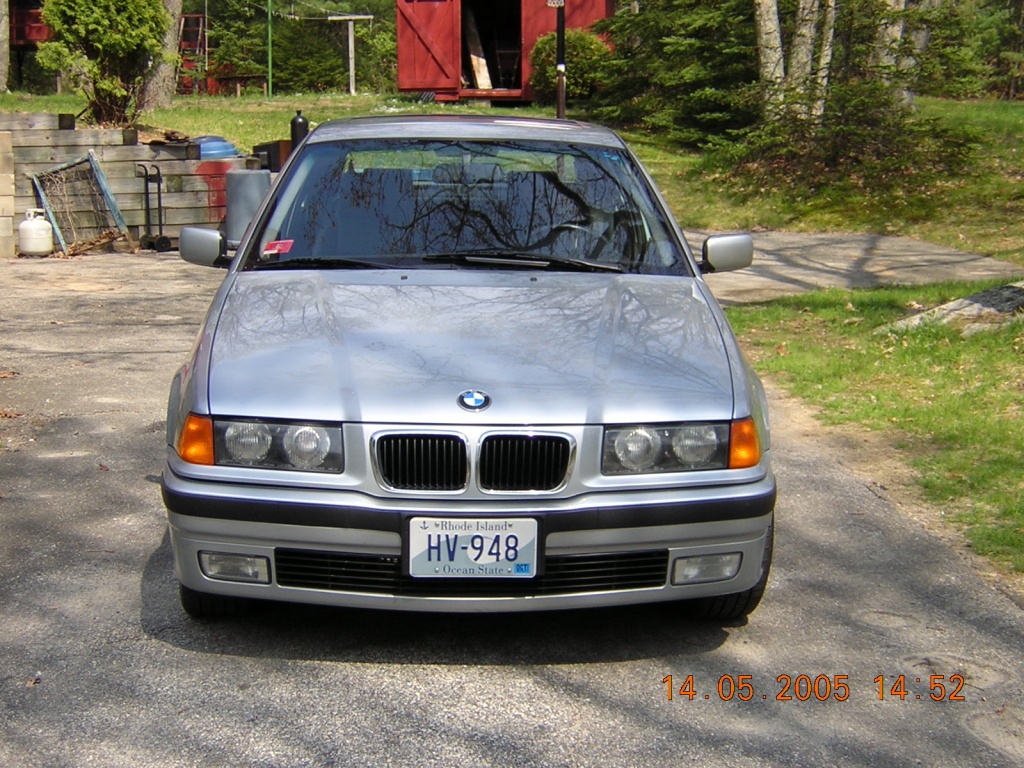 BMW 318 1998 photo - 2