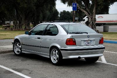 BMW 318Ti 1998 photo - 5