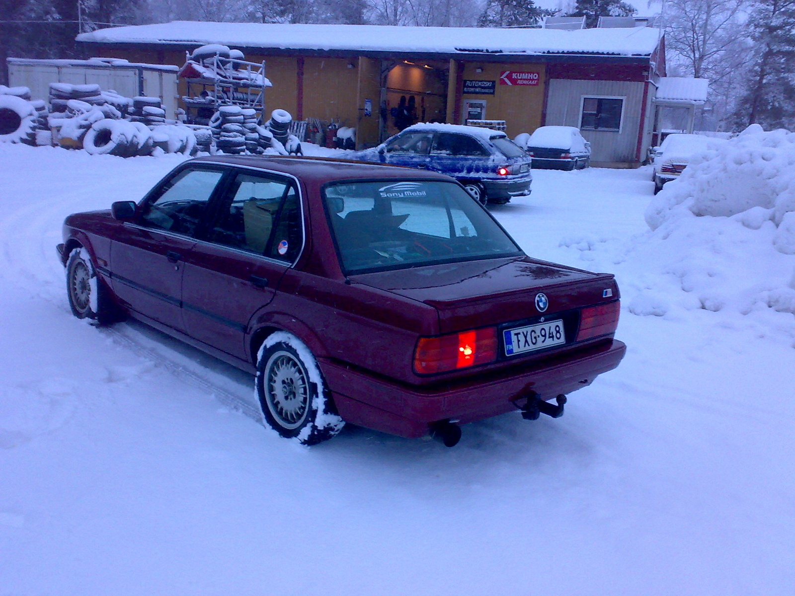 BMW 318iS 1989 photo - 5
