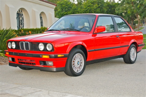 BMW 318iS 1990 photo - 3