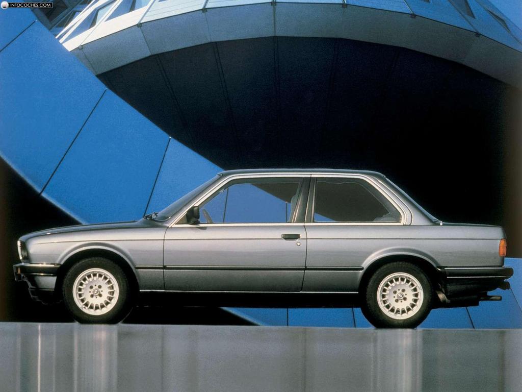 BMW 320 1982 photo - 5