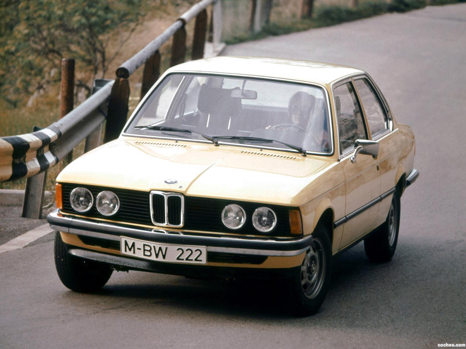 BMW 320i 1975 photo - 1