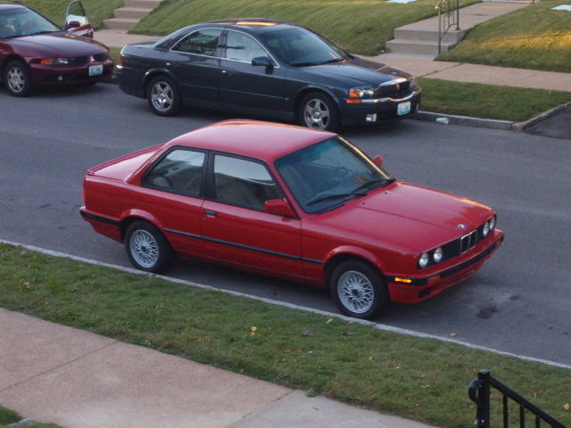 BMW 325 1991 photo - 9