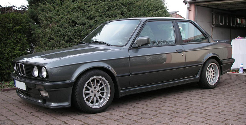 BMW 325E 1987 photo - 3
