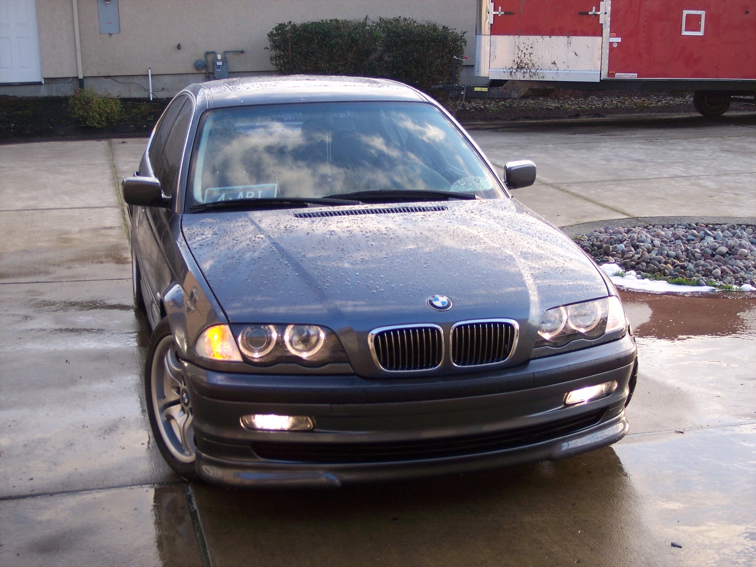 BMW 330Xi 2005 photo - 3