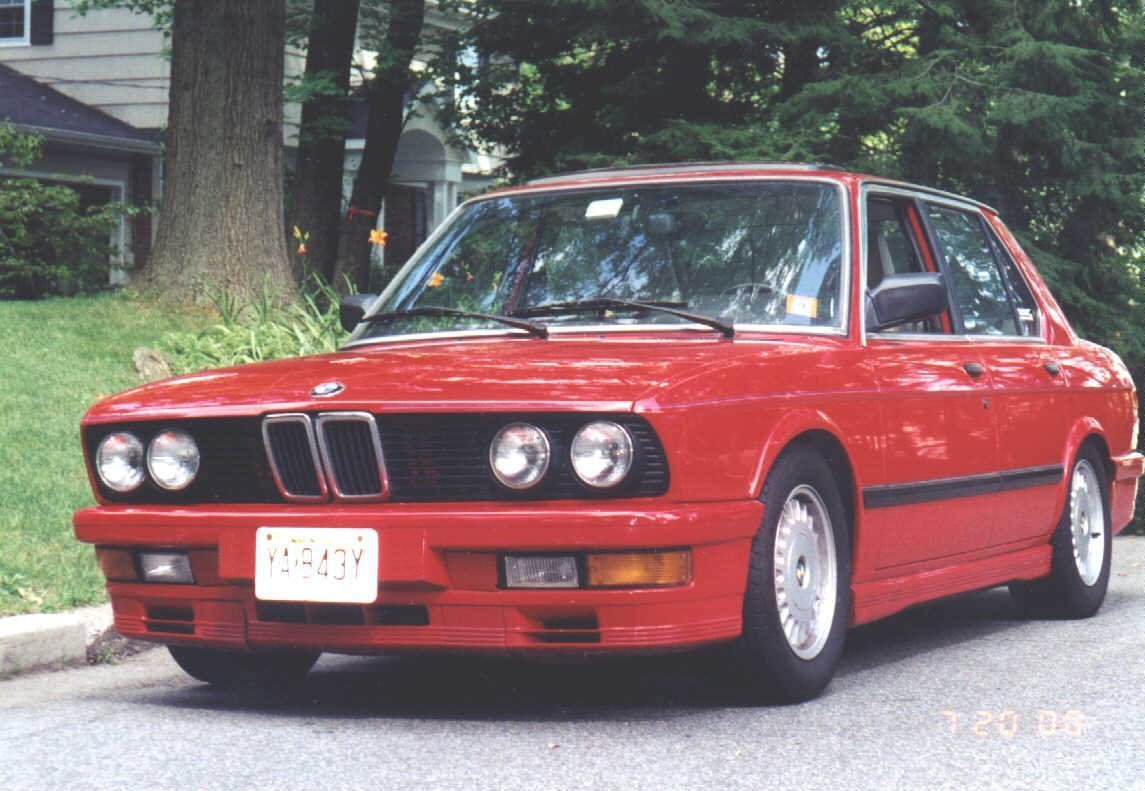 BMW 520i 1984 photo - 3