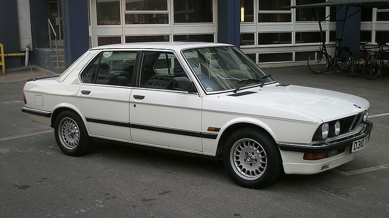 BMW 525 1986 photo - 2