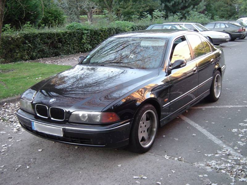 BMW 525 1998 photo - 2