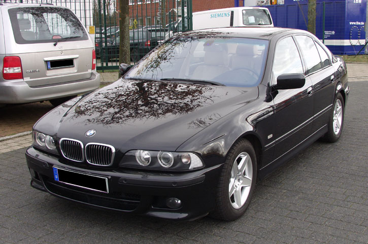 BMW 540 2002 photo - 4