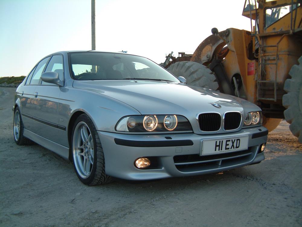 BMW 540i 1993 photo - 4