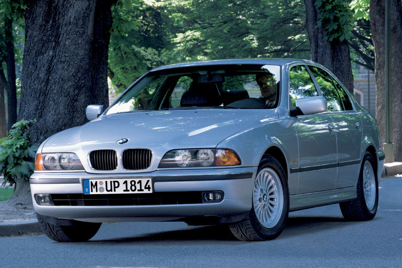 BMW 7 1995 photo - 7