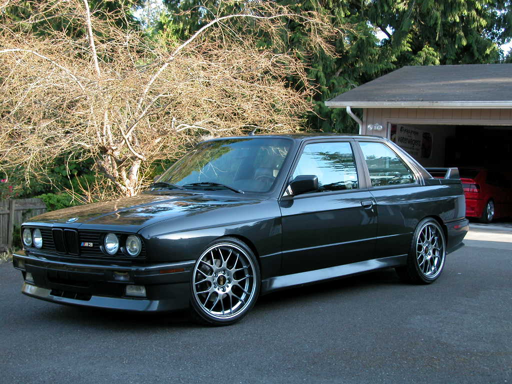 BMW 7-series 1990 photo - 1