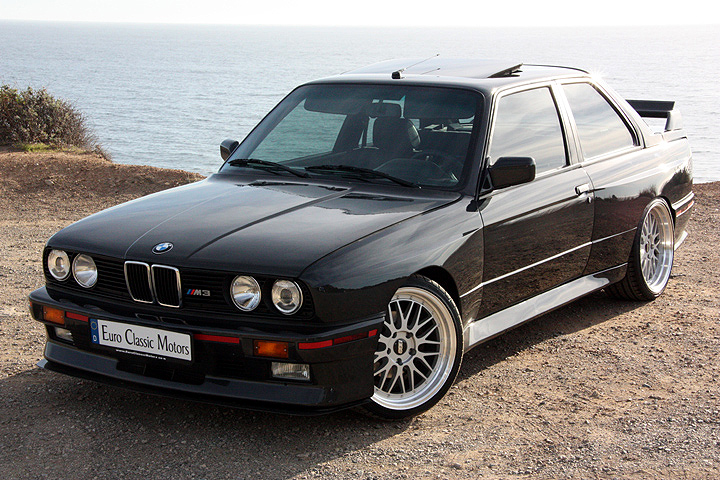 BMW M3 1990 photo - 1