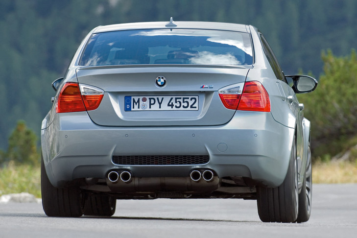 BMW M3 2007 photo - 3