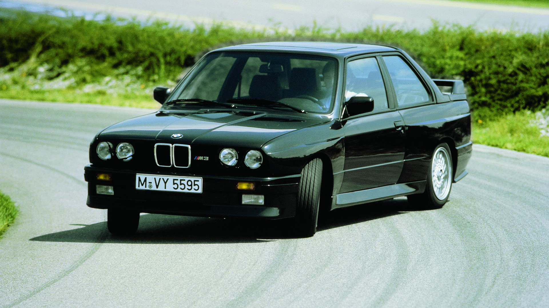 BMW M5 1987 photo - 7