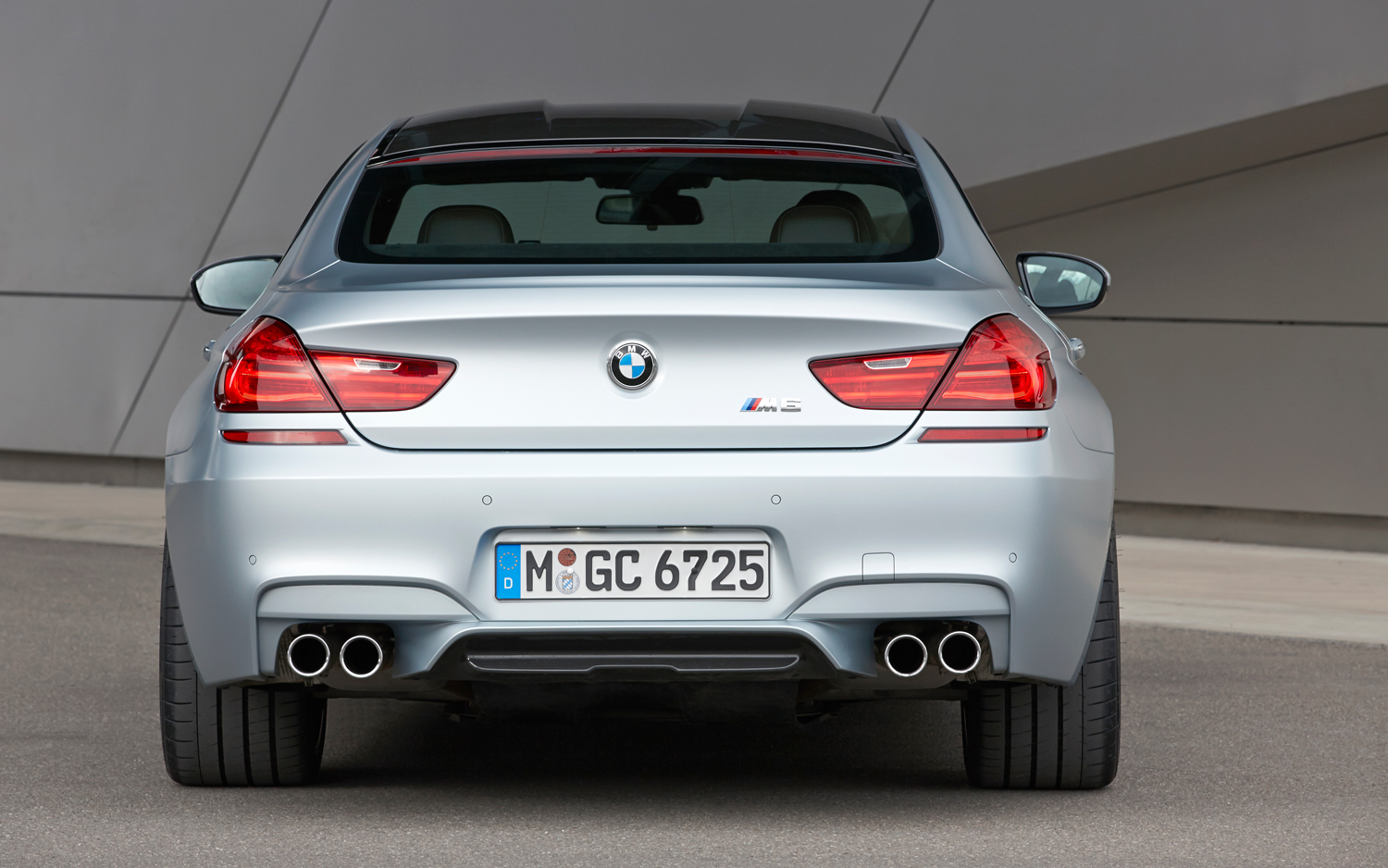 BMW M6 2014 photo - 5