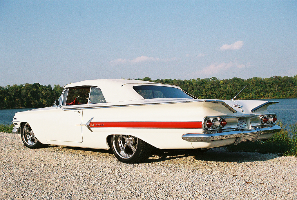 Chevrolet impala 1960 photo - 3