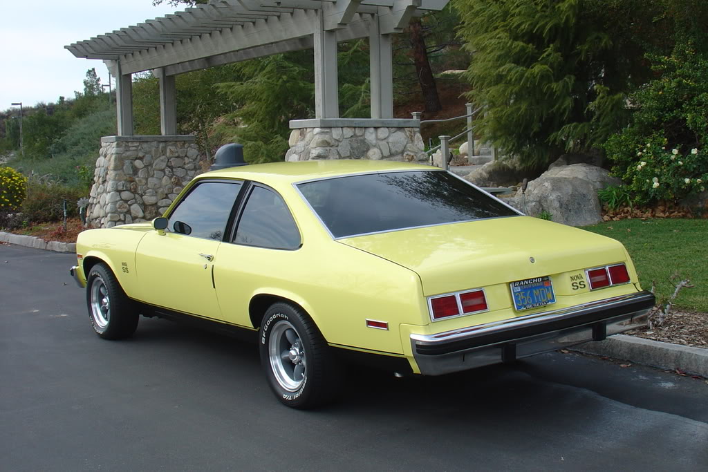 Chevrolet Nova 1975 photo - 1