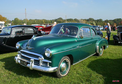 Chevrolet Styleline 1950 photo - 2