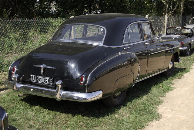Chevrolet Styleline 1950 photo - 6