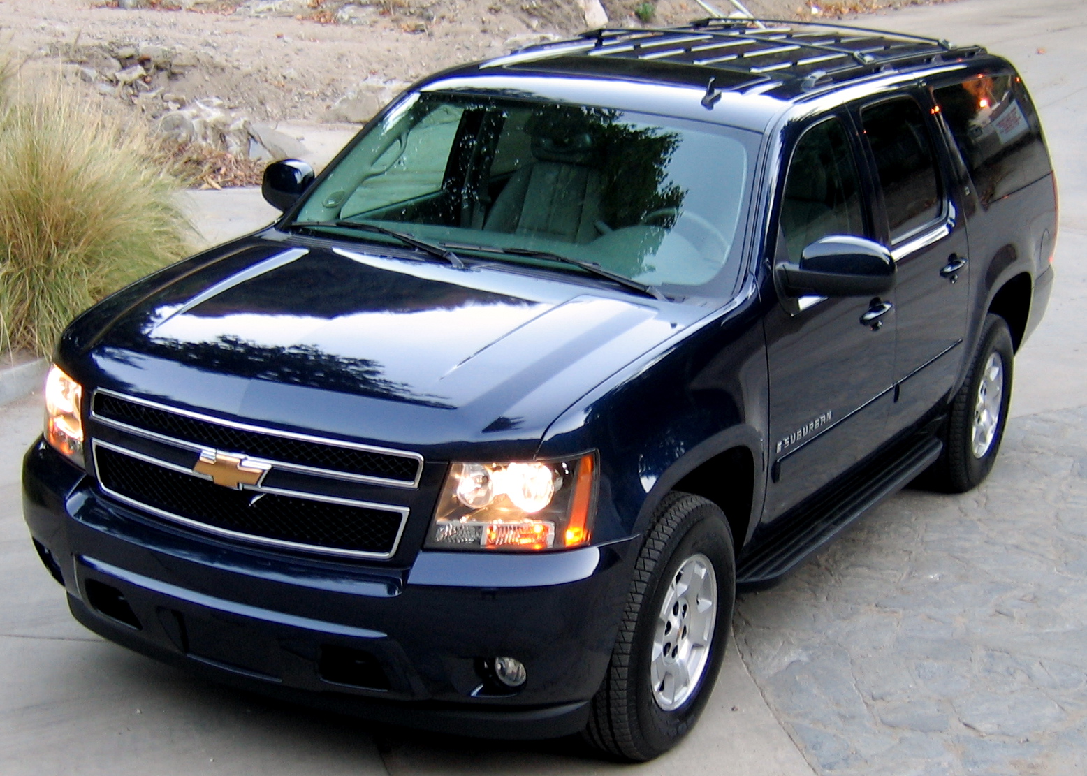 Chevrolet Suburban 2013: Review, Amazing Pictures and Images – Look at