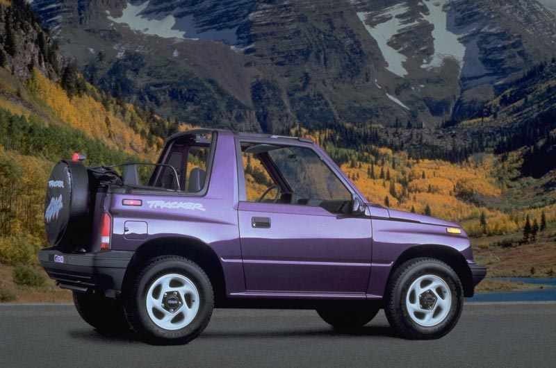 Chevrolet tracker 1995 photo - 2