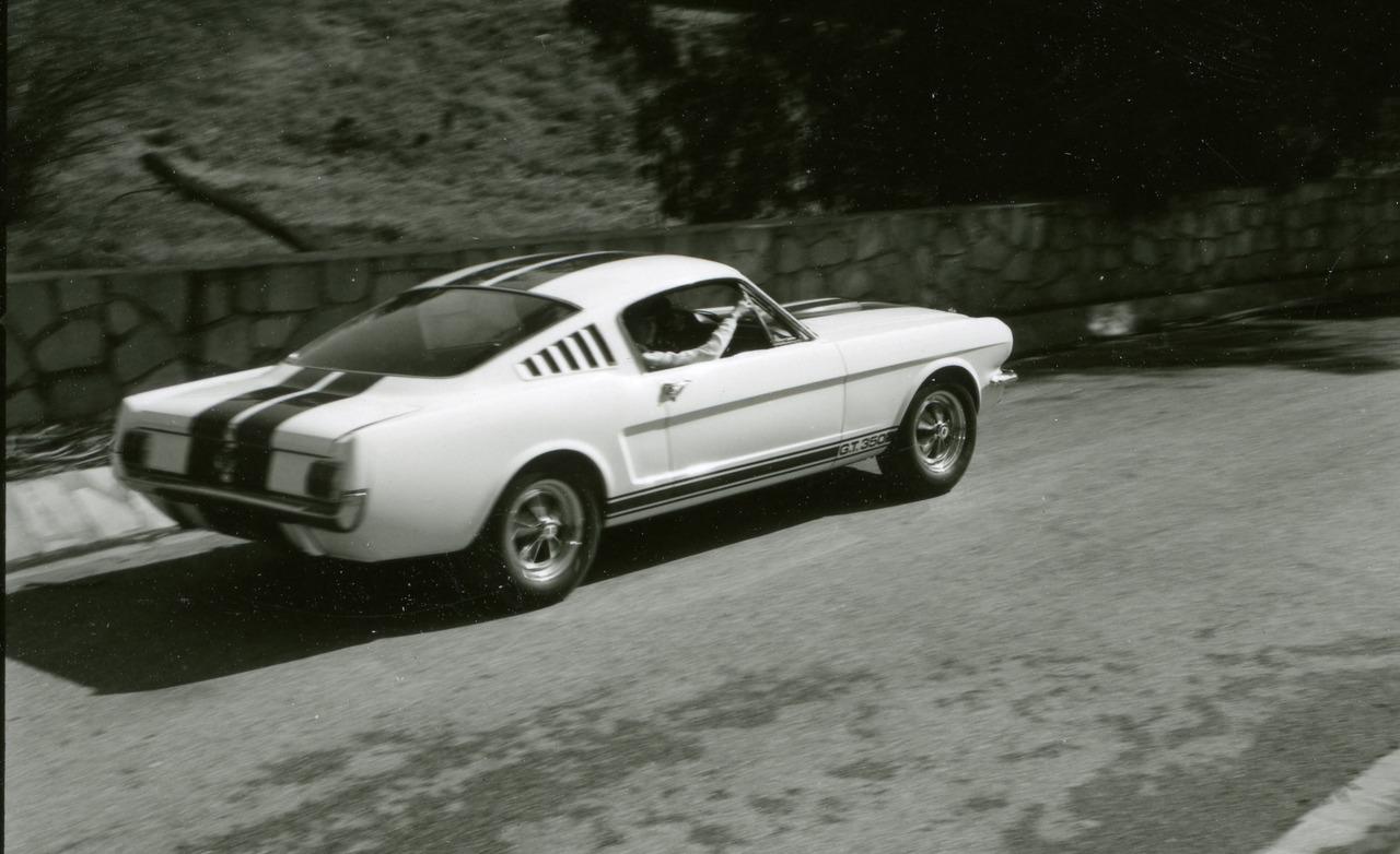 Ford cobra 1965 photo - 1