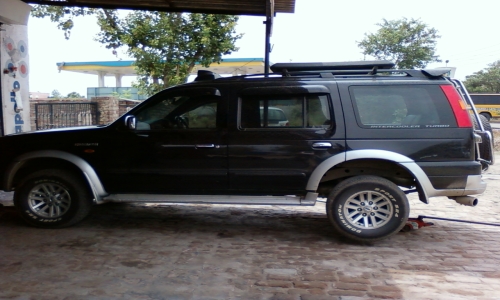 Ford endeavour 2004 photo - 2