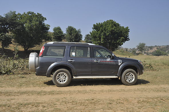 Ford endeavour 2010 photo - 4