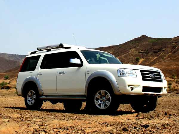 Ford endeavour 2010 photo - 6