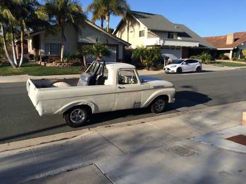 Ford F-100 1961 photo - 7