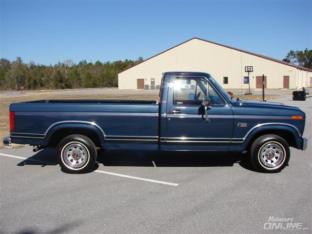 Ford f-150 1986 photo - 2
