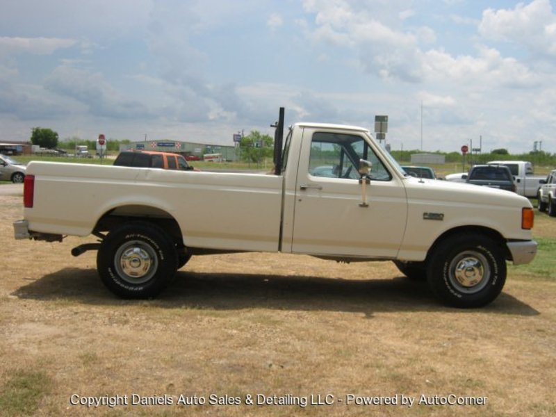 Ford f-250 1991 photo - 7