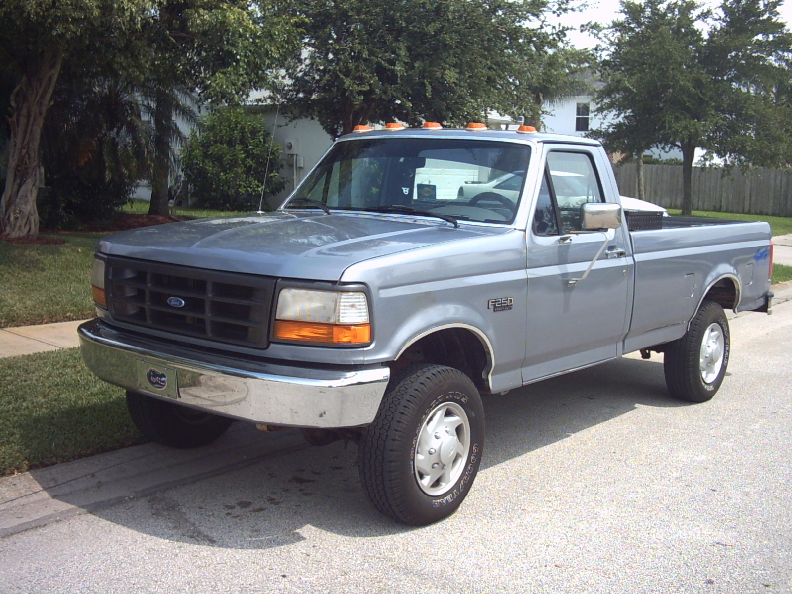 Ford f-250 1992 photo - 1