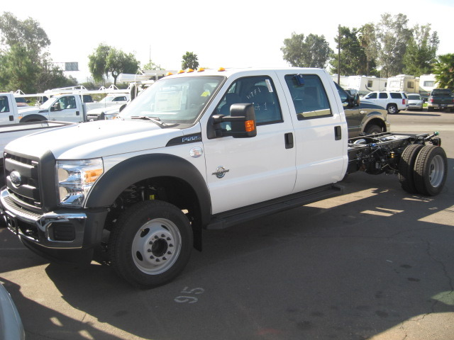 Ford f550 2014 photo - 3