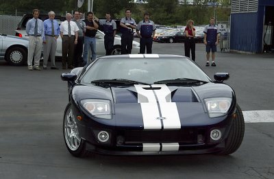 Ford GT 2004 photo - 5